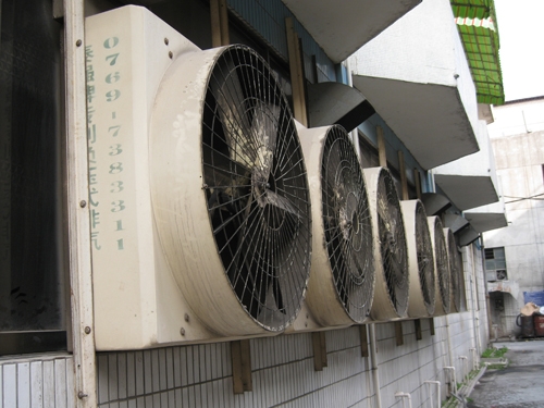 注塑车间