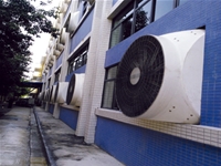 三层楼CNC车床加工